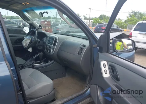 2006 Ford Escape Xlt/Xlt Sport from USA, damaged, VIN 1FMYU93126KB11495